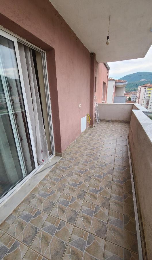 Lucky'S Apartment, A Place To Be Pogradec Eksteriør billede